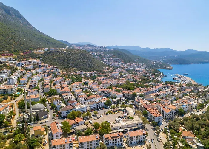 Konukevi Aphrodite 4*